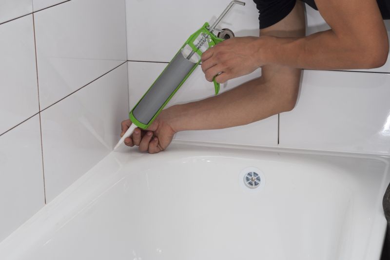 Top Bathtub Installation Companies in Englewood, FL